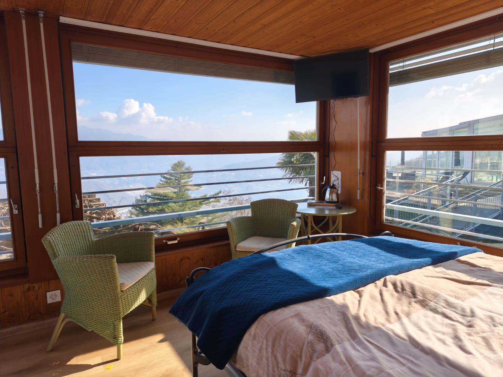 WhatsApp Image 2026-03-30 at 20.00.54