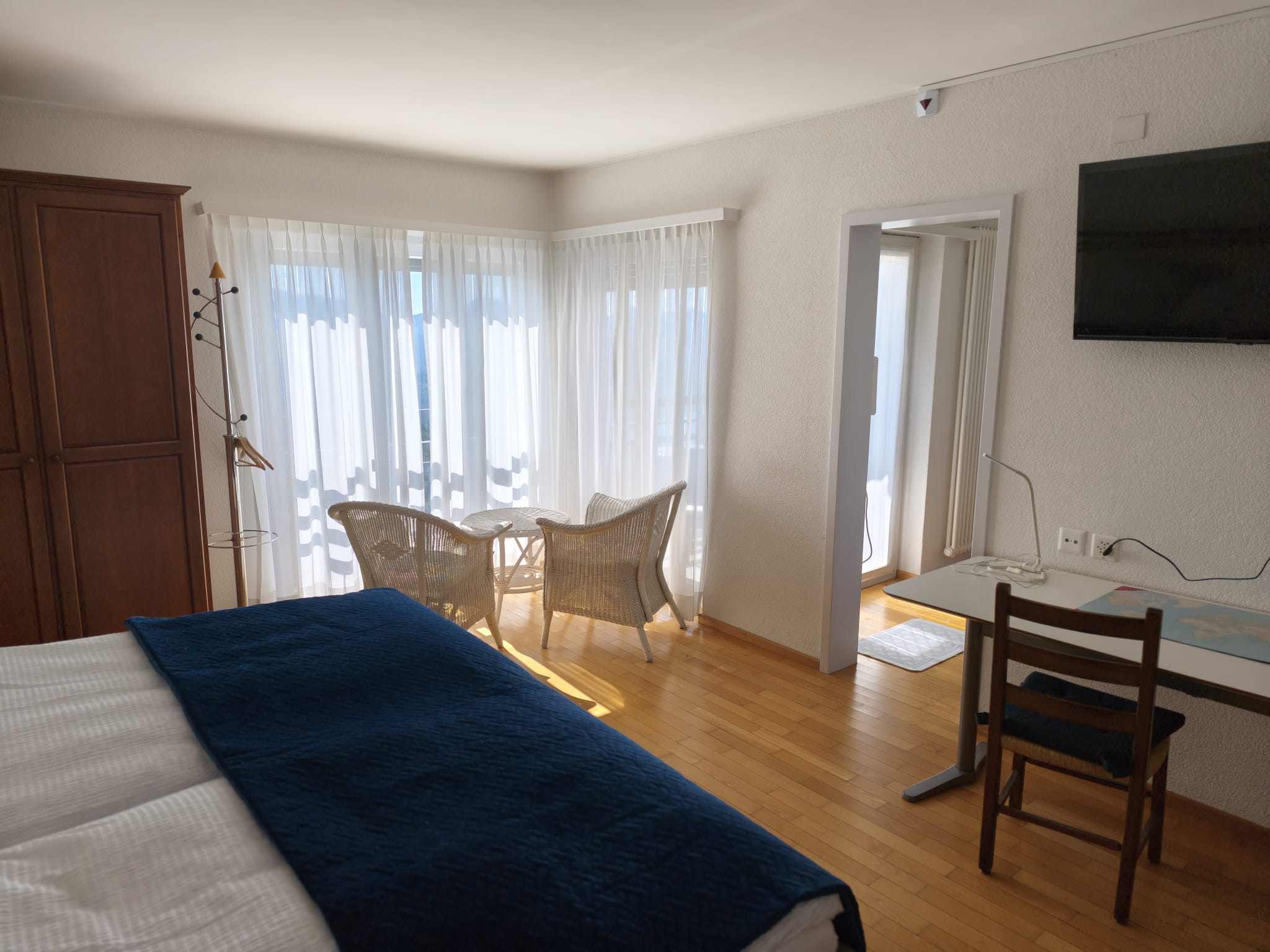 WhatsApp Image 2026-04-14 at 13.52.51 (2)