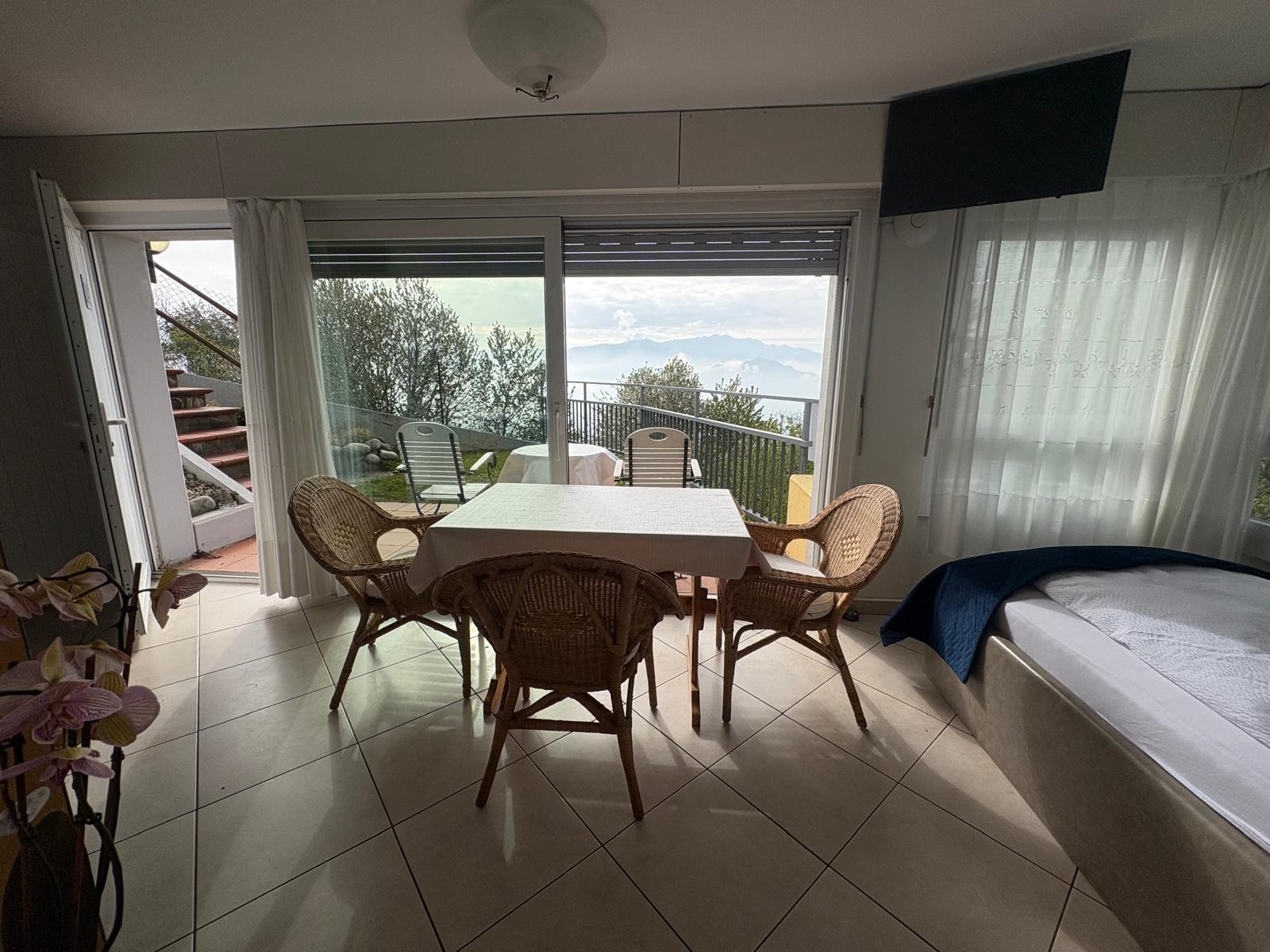 WhatsApp Image 2026-04-15 at 09.32.01 (1)